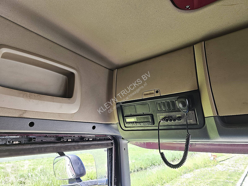 جرار Scania 520