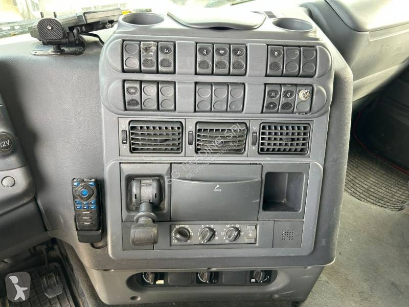 جرار Iveco