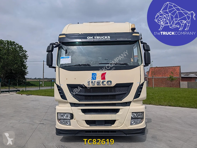 جرار Iveco 440 S42