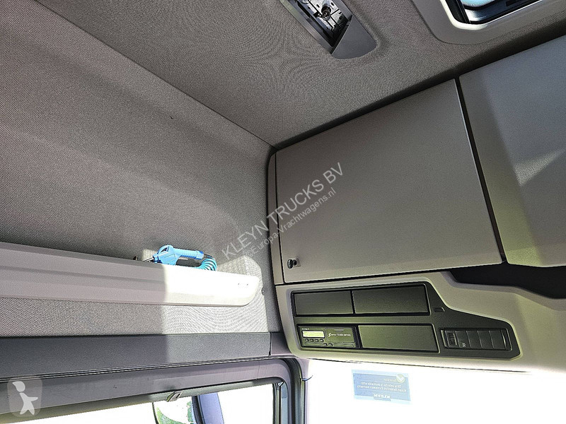 جرار Scania 500