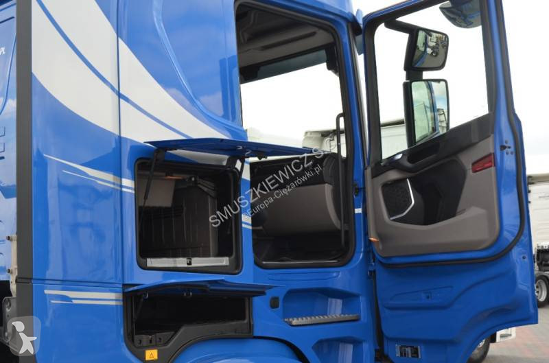 Trattore Stradale Scania