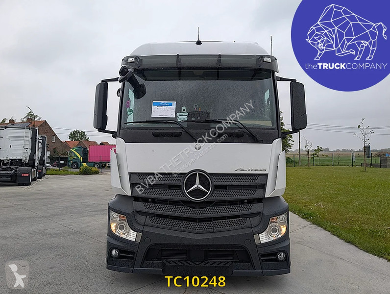 Tracteur Mercedes 1845
