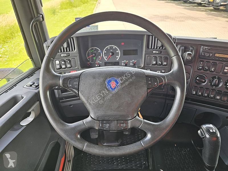 جرار Scania 420