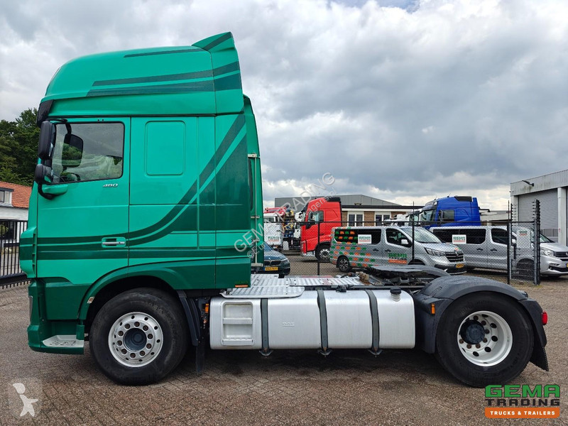 جرار DAF XF  FT 4x2 Superspace Cab Euro 6C -...