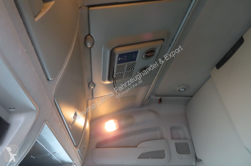 جرار Iveco AS440S40T/P LNG Gas   Fz.Nr.86