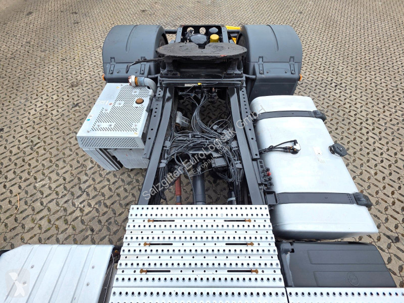 Tahač MAN 18.460 4X2 BLS/Silokompressor defekt