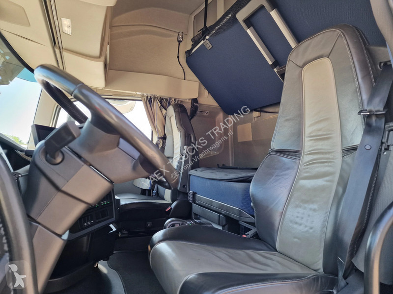 جرار Volvo 13500 Globetrotter XL 6x2 - Retarder...