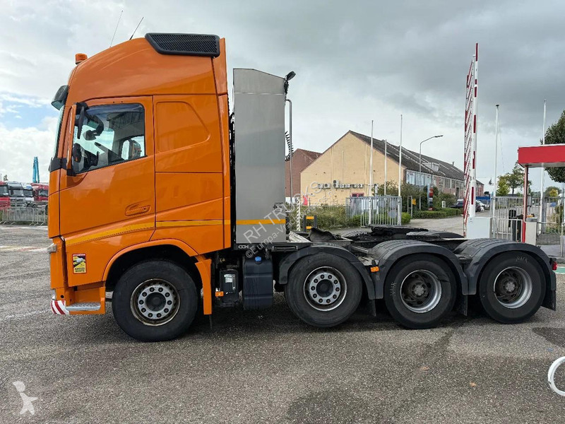 جرار Volvo 4 540 - 8X4 - 700410 KM - INTARDER