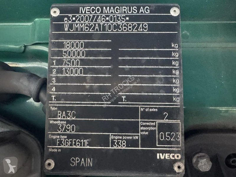 Iveco 460 4X2 EURO 6 SKIRTS AIRCO RADIO tractor...