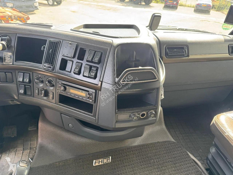 جرار Volvo 16550 6X4 EURO 5 MET HYDROLIEK, 70 TON