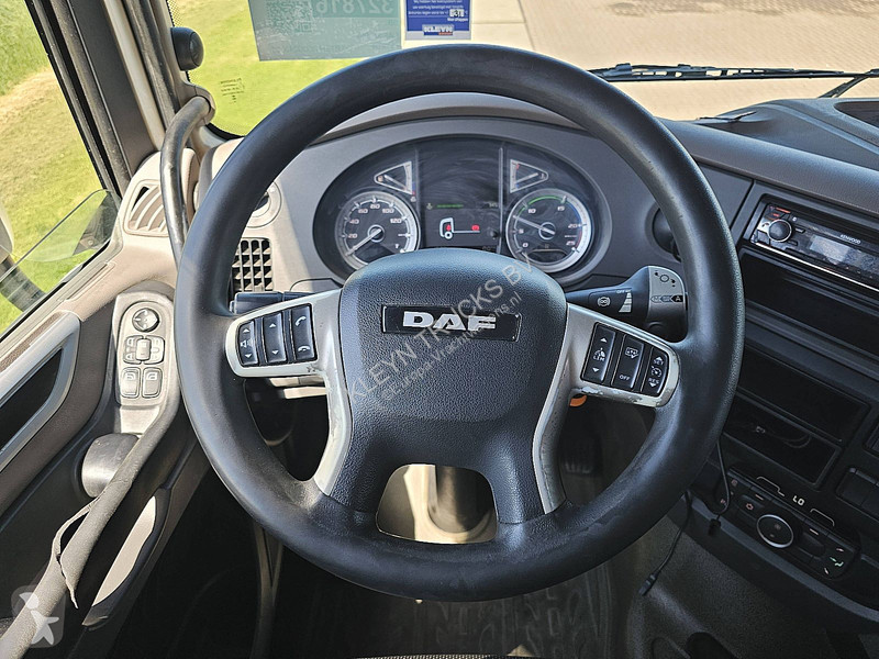 Tracteur DAF XF  SSC SKIRTS