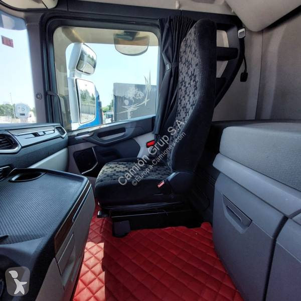 جرار Scania