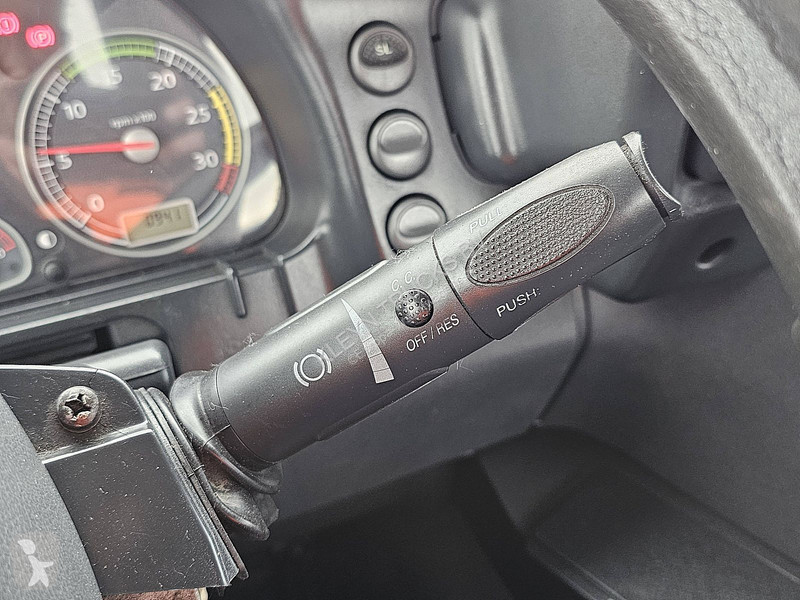 Traktor Iveco AD440S36 STRALIS E5 INTARDER AIRCO