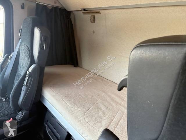 جرار Mercedes