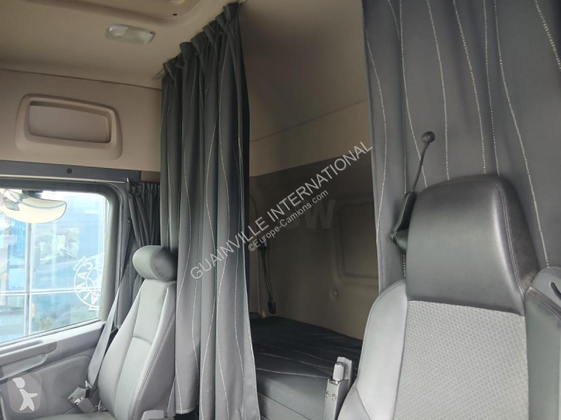 جرار Scania 450