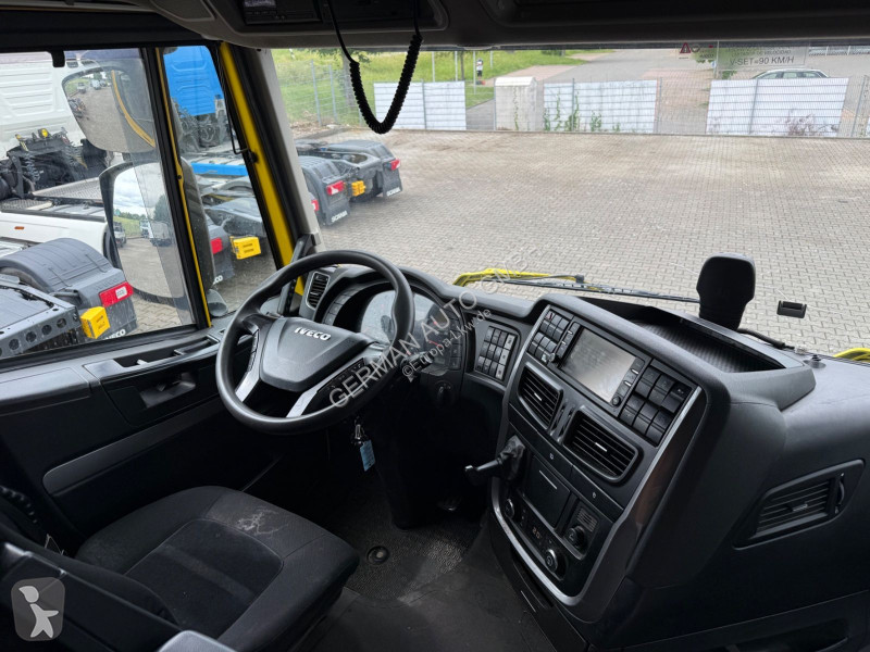 Trekker Iveco 570 AS440S57 T/P Kipphydraulik...