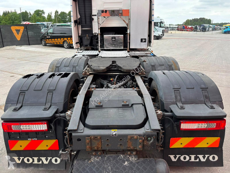 Cabeza tractora Volvo 6x2 DOUBLE BOGIE