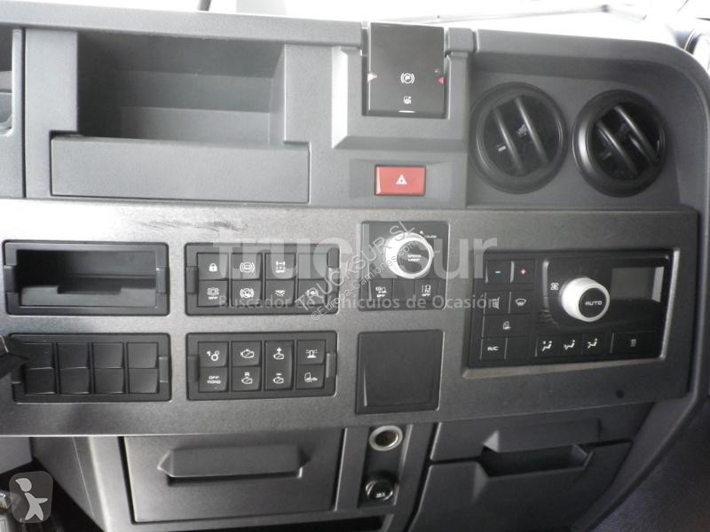 Tracteur Renault  T480 XROAD