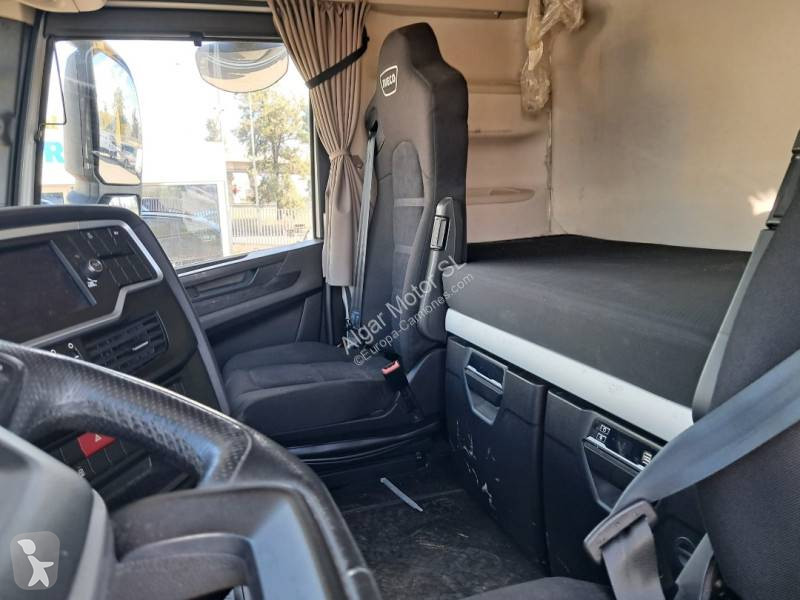 Iveco  tractor unit