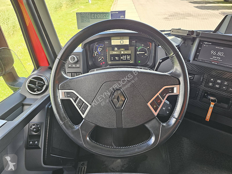 Trekker Renault T 520