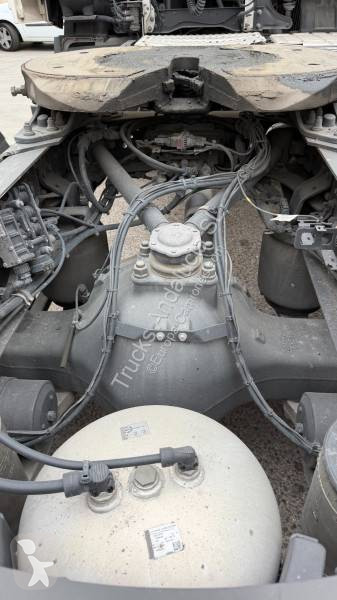 جرار Volvo