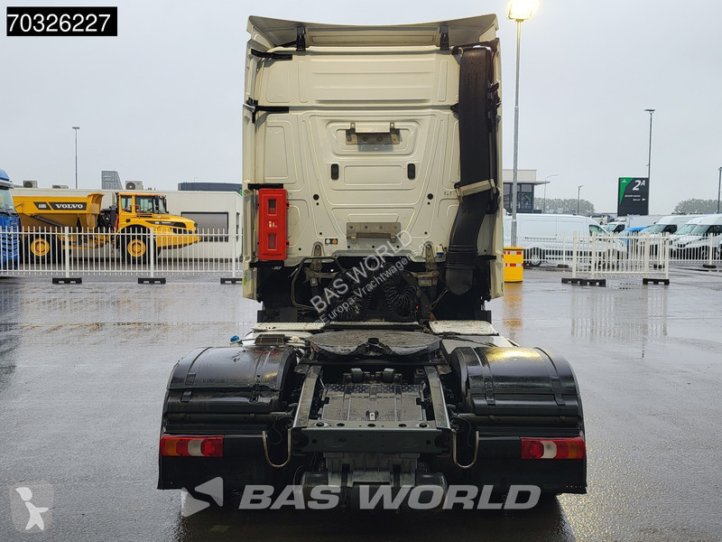 جرار Mercedes 1842 4X2 StreamSpace Mega