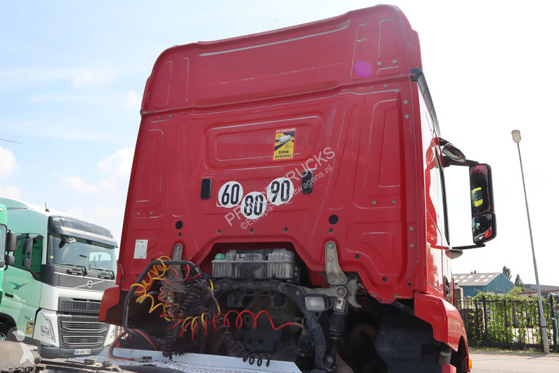 Trekker Mercedes 1846 * Hydraulic * 4x2 *