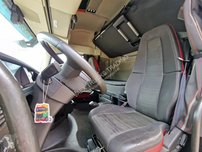 جرار Volvo 13460 Globetrotter 4x2 - ADR -...