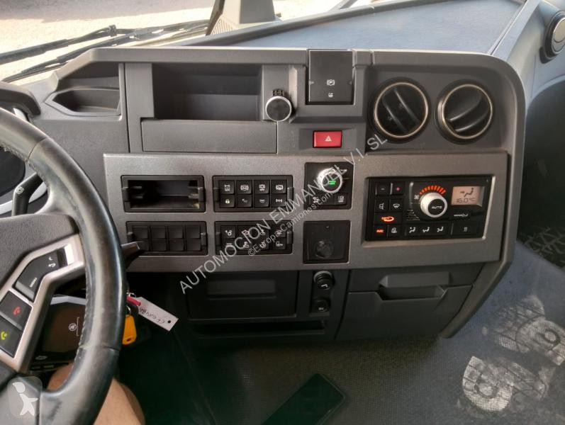جرار Renault  T480 XROAD