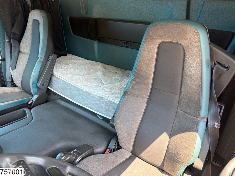 جرار Volvo 460 EURO 6, Lohr, PTO