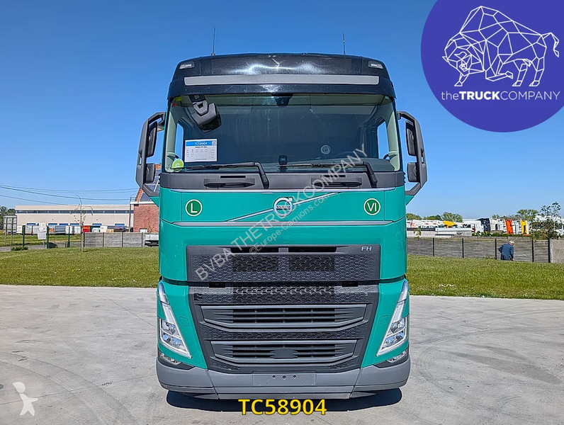 جرار Volvo 500