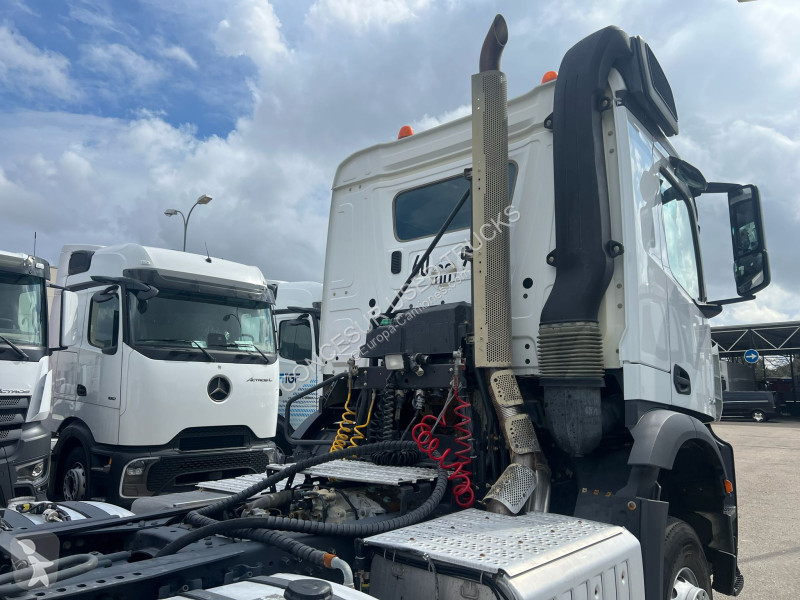 جرار Mercedes  2045 AS 4X4