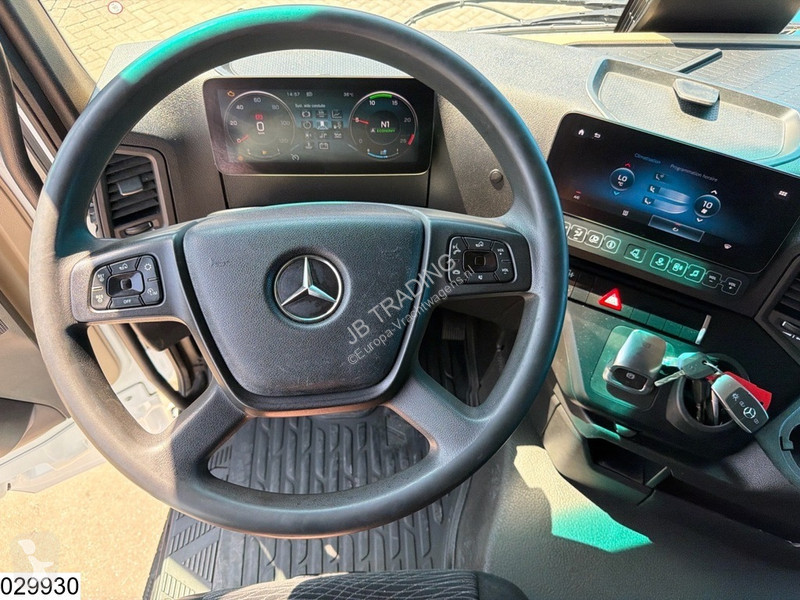 جرار Mercedes 1845 EURO 6D