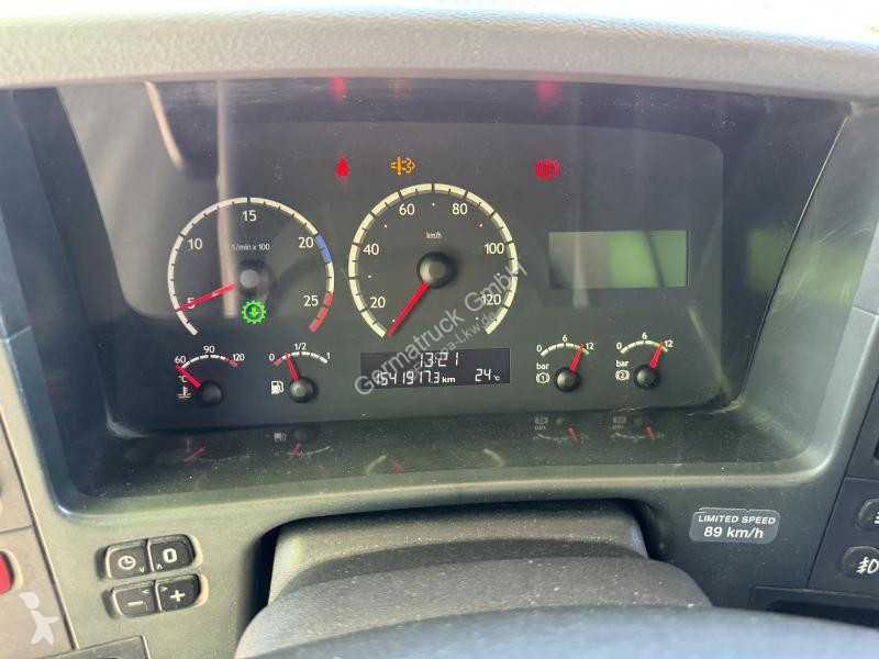جرار Scania 500