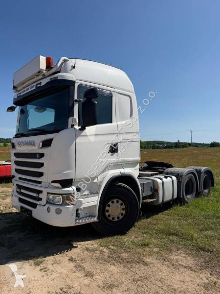 Влекач Scania