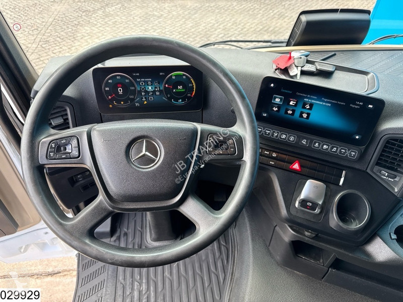 جرار Mercedes 1845 EURO 6d