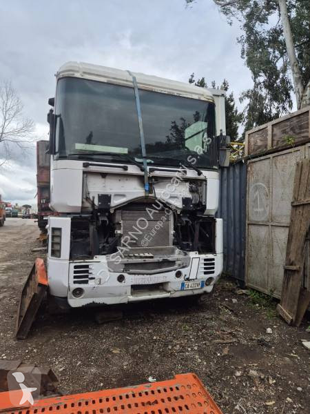 جرار Renault