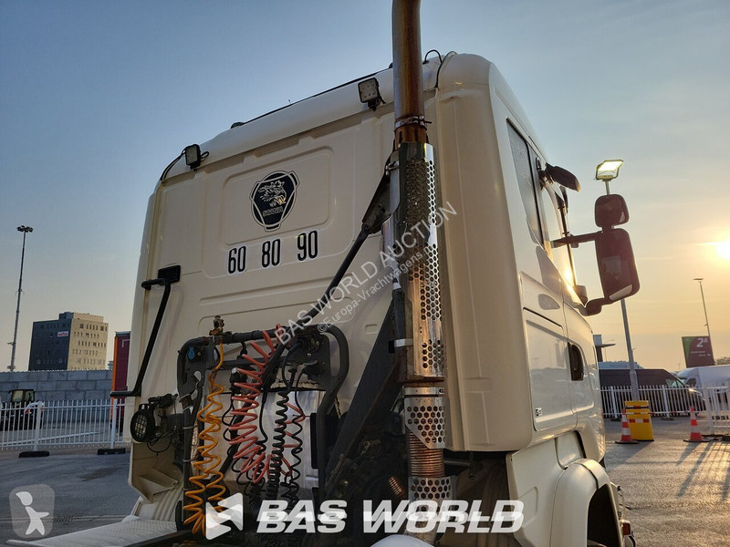 Cap tractor Scania 580