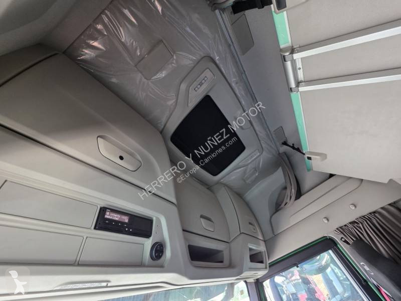 جرار Iveco