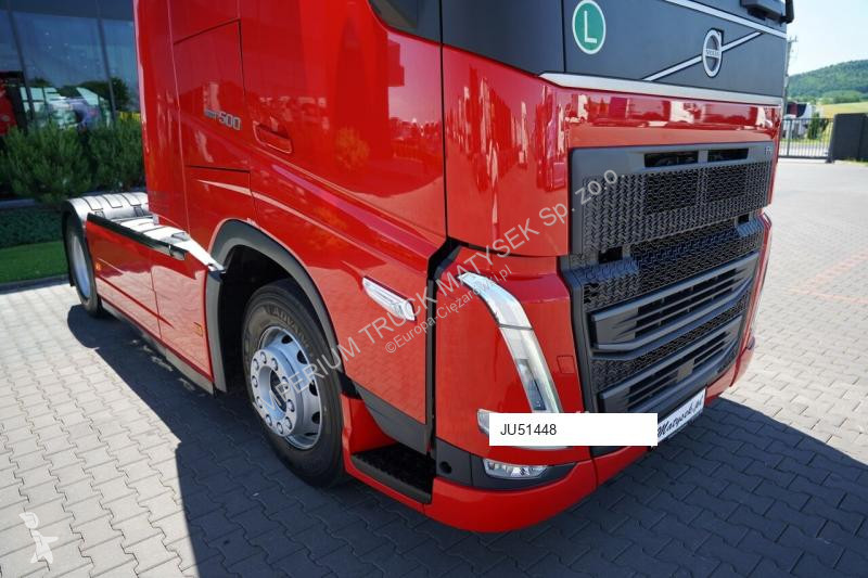 Cap tractor Volvo FH 500
