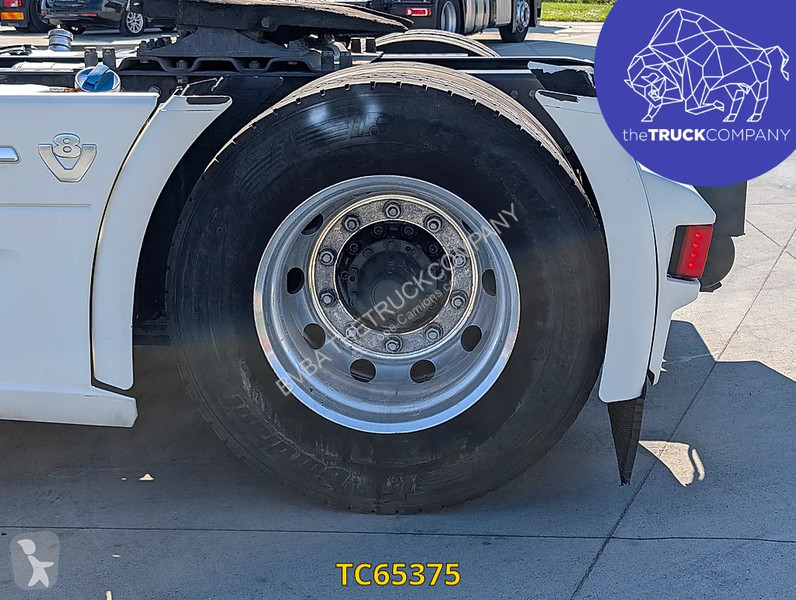 جرار Scania 520