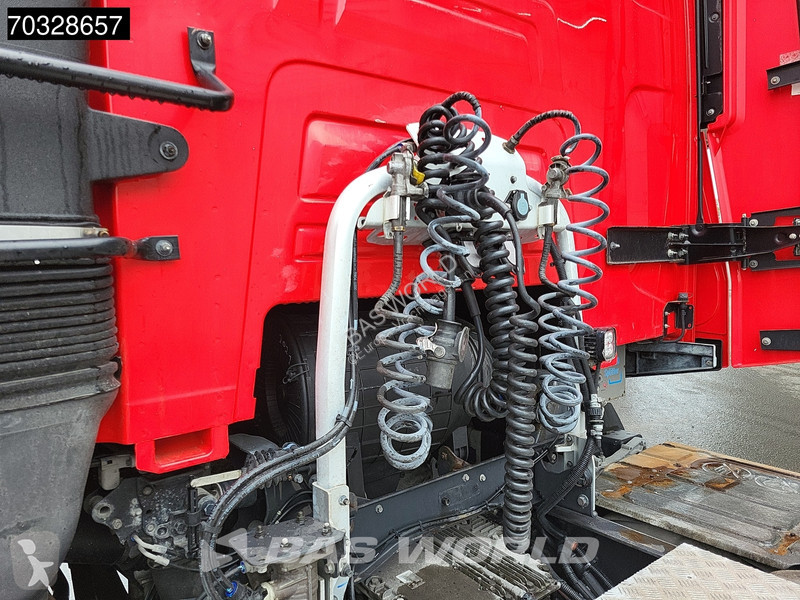 جرار Renault T 460 6X2 SleeperCab Liftachse...
