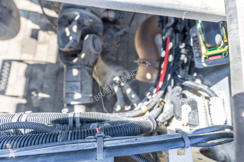 Traktor Volvo GLOB 460+HYDR