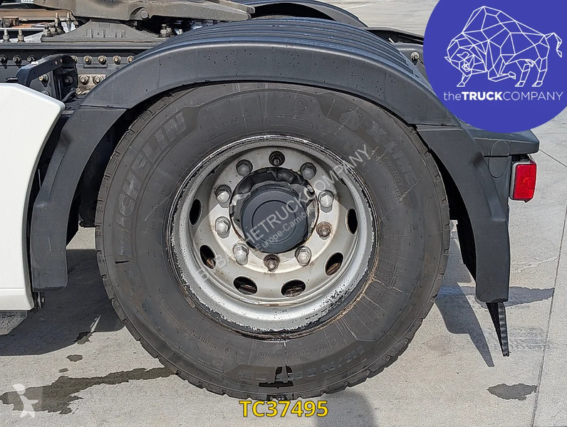 جرار Renault T 480