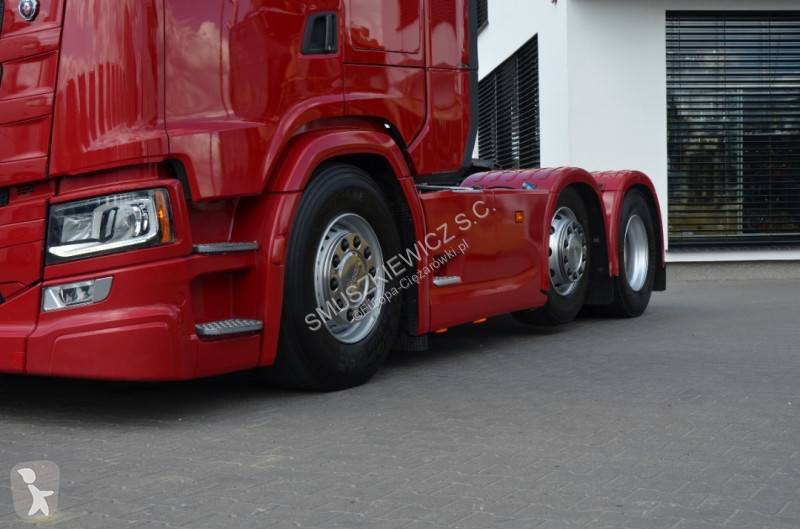 جرار Scania