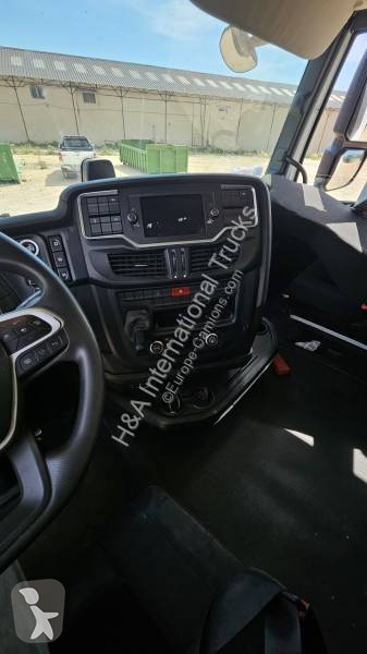 جرار Iveco