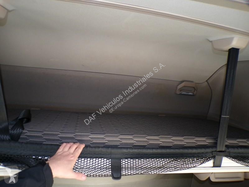 جرار DAF XG  FT 4X2