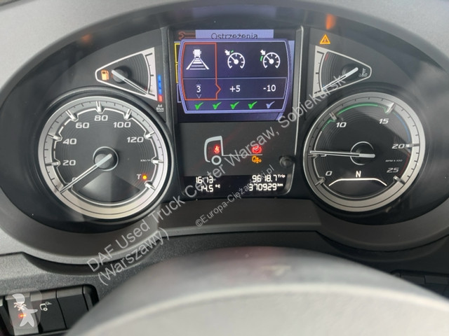 جرار DAF XF  FT 4X2