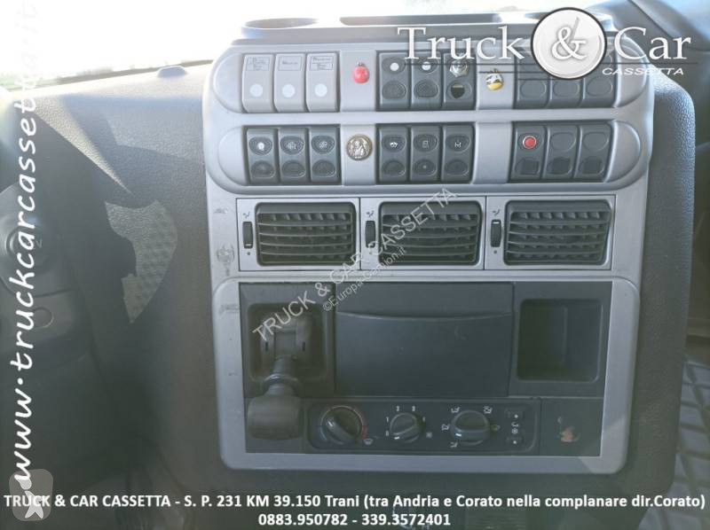 Iveco  tractor unit