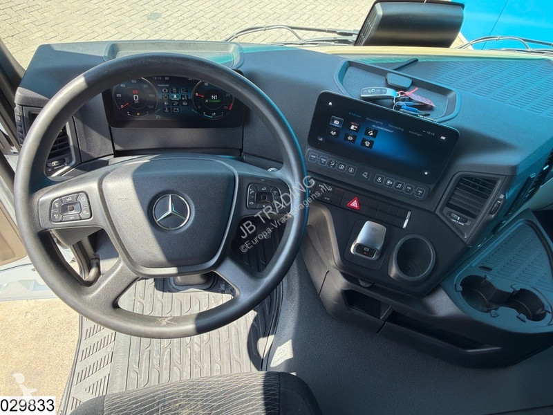 جرار Mercedes 1845 EURO 6